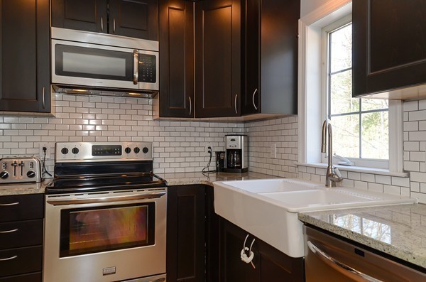 135 R Central Street Georgetown, MA 01833 - Photo 4 of 30 Gallery Image 4