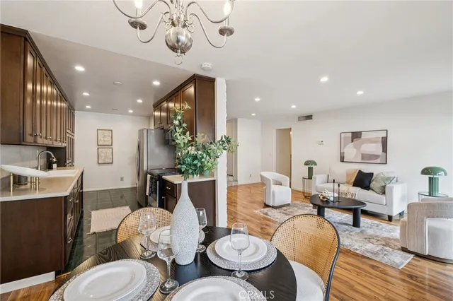 $650,000 | 125 South Sierra Madre Boulevard, Unit 215, Pasadena, CA 91107