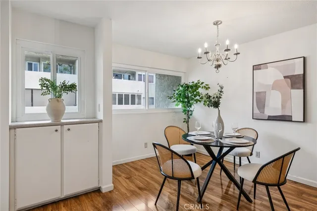 $650,000 | 125 South Sierra Madre Boulevard, Unit 215, Pasadena, CA 91107