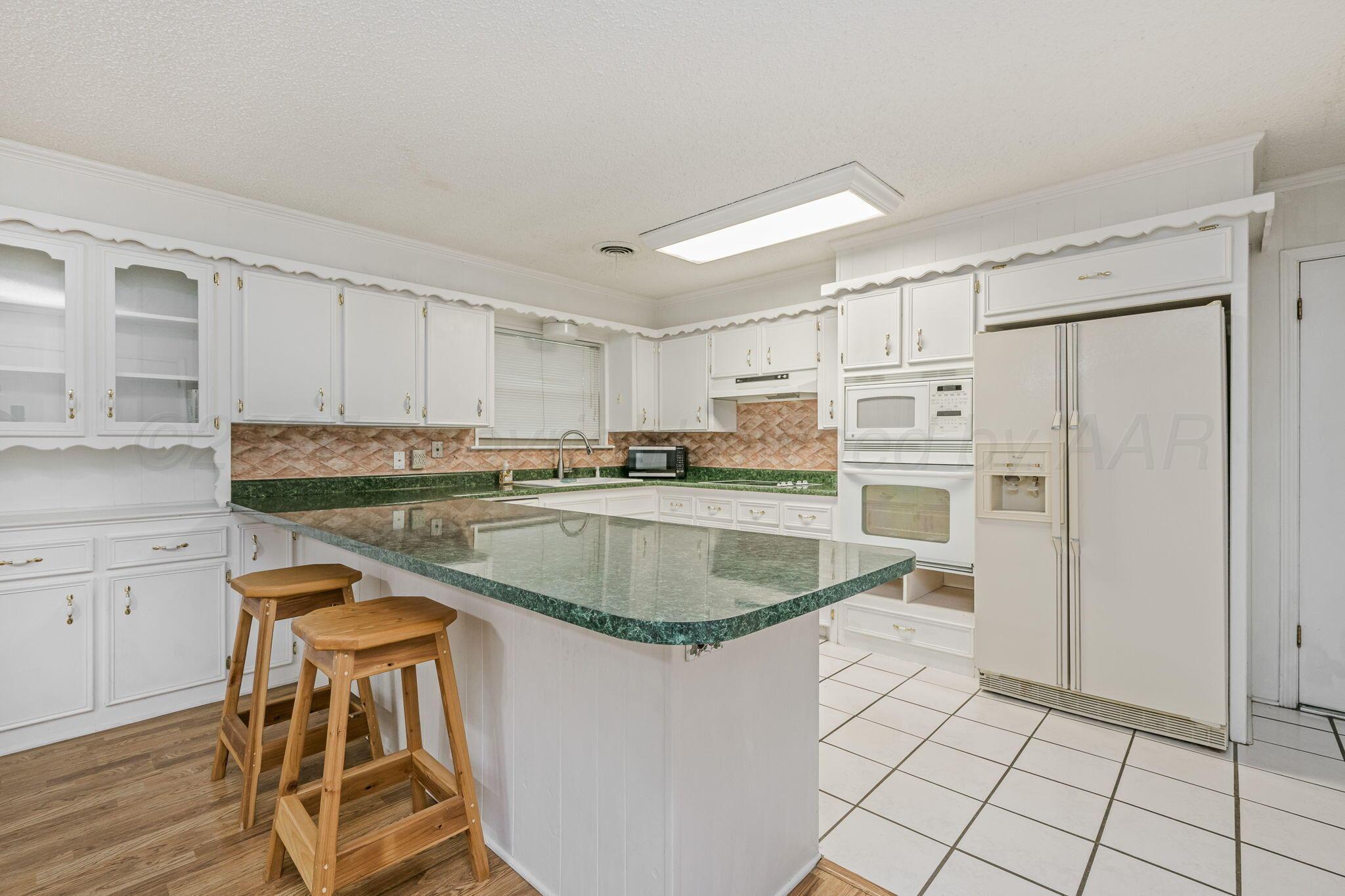 8012 Hoving Place Amarillo, TX 79121 - Photo 9 of 21 8012 Hoving Pl 10