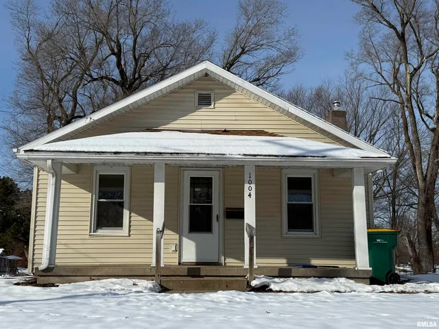 $75,000 | 1004 North Pearl Street, Macomb, IL 61455