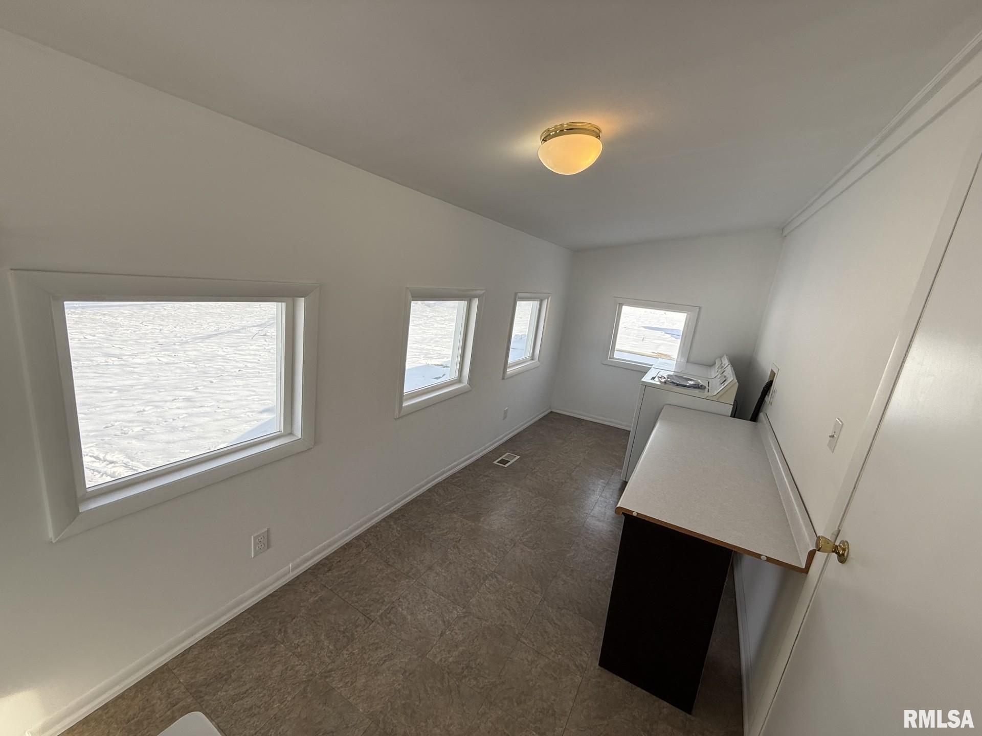 1004 North Pearl Street Macomb, IL 61455 - Photo 13 of 23