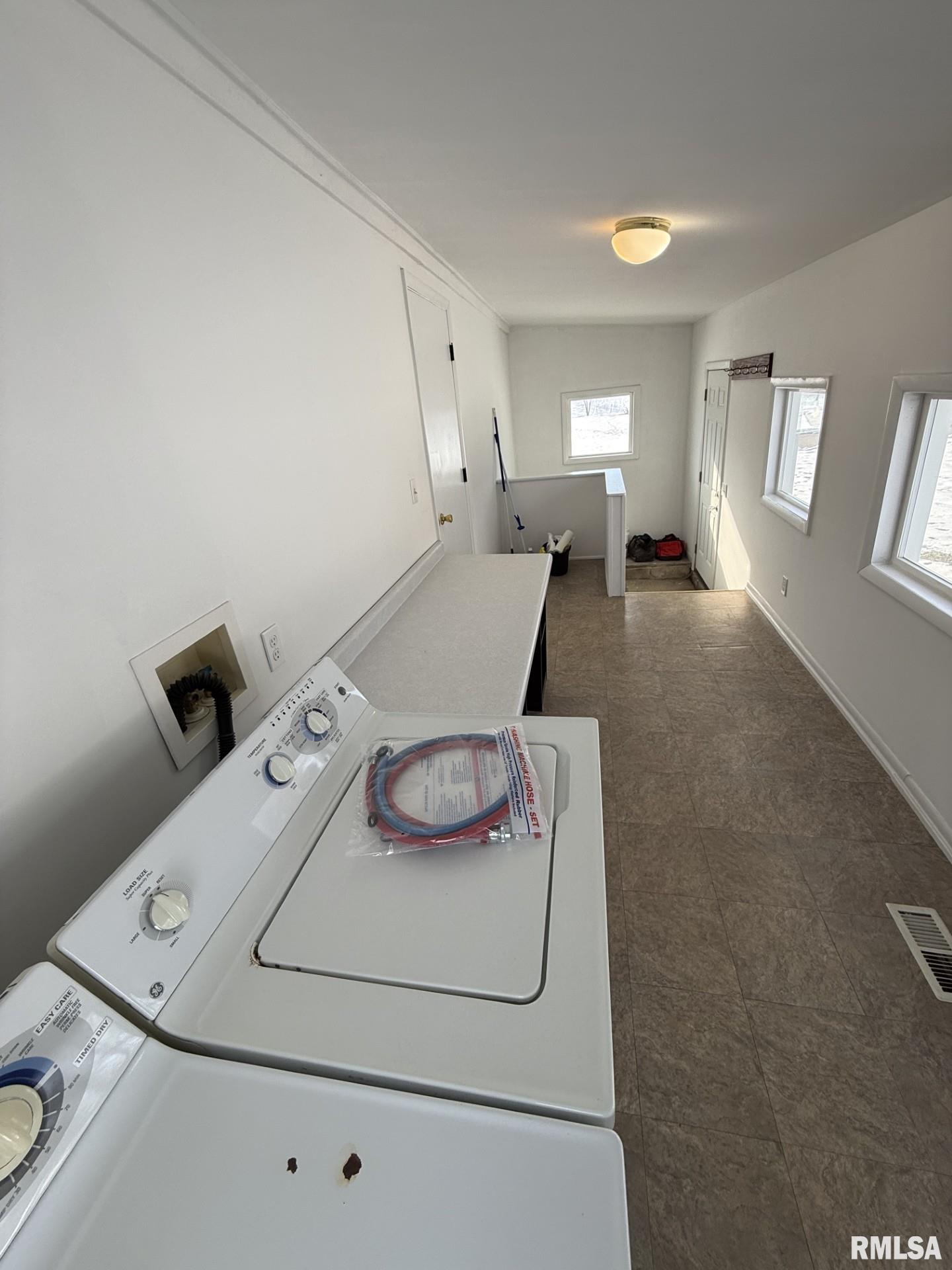 1004 North Pearl Street Macomb, IL 61455 - Photo 14 of 23