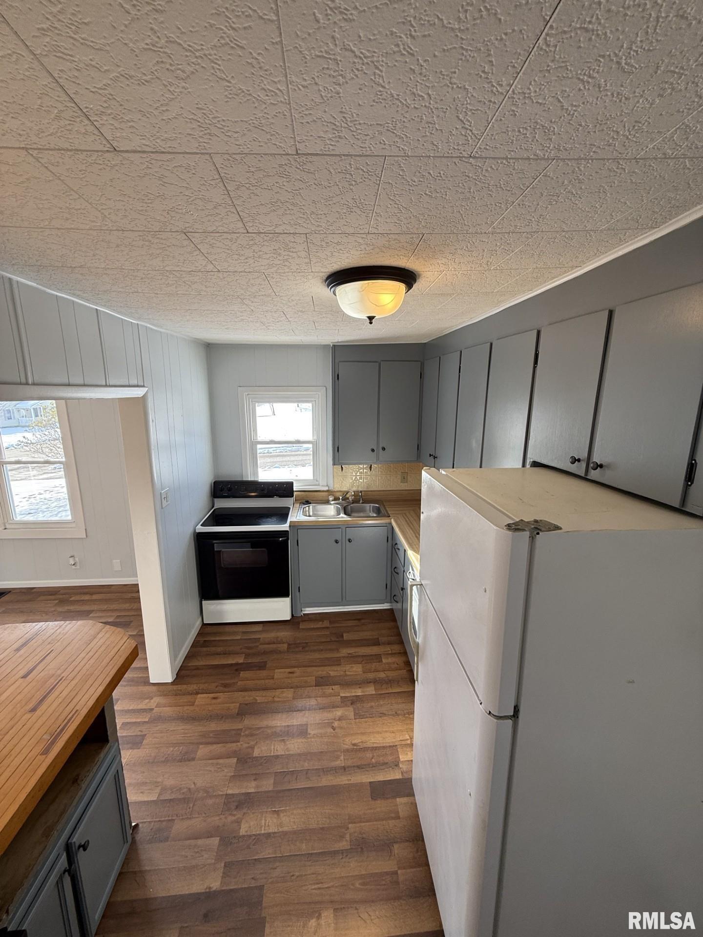 1004 North Pearl Street Macomb, IL 61455 - Photo 9 of 23