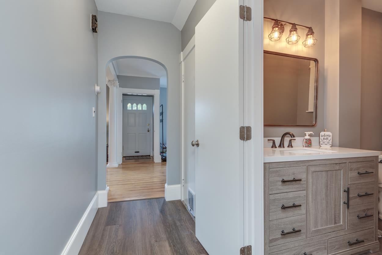 90 Linden Street Manchester, NH 03104 - Photo 11 of 40