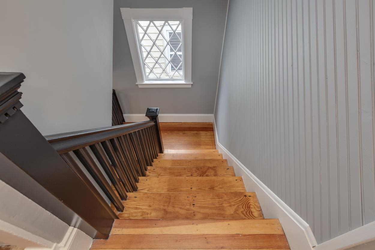 90 Linden Street Manchester, NH 03104 - Photo 15 of 40