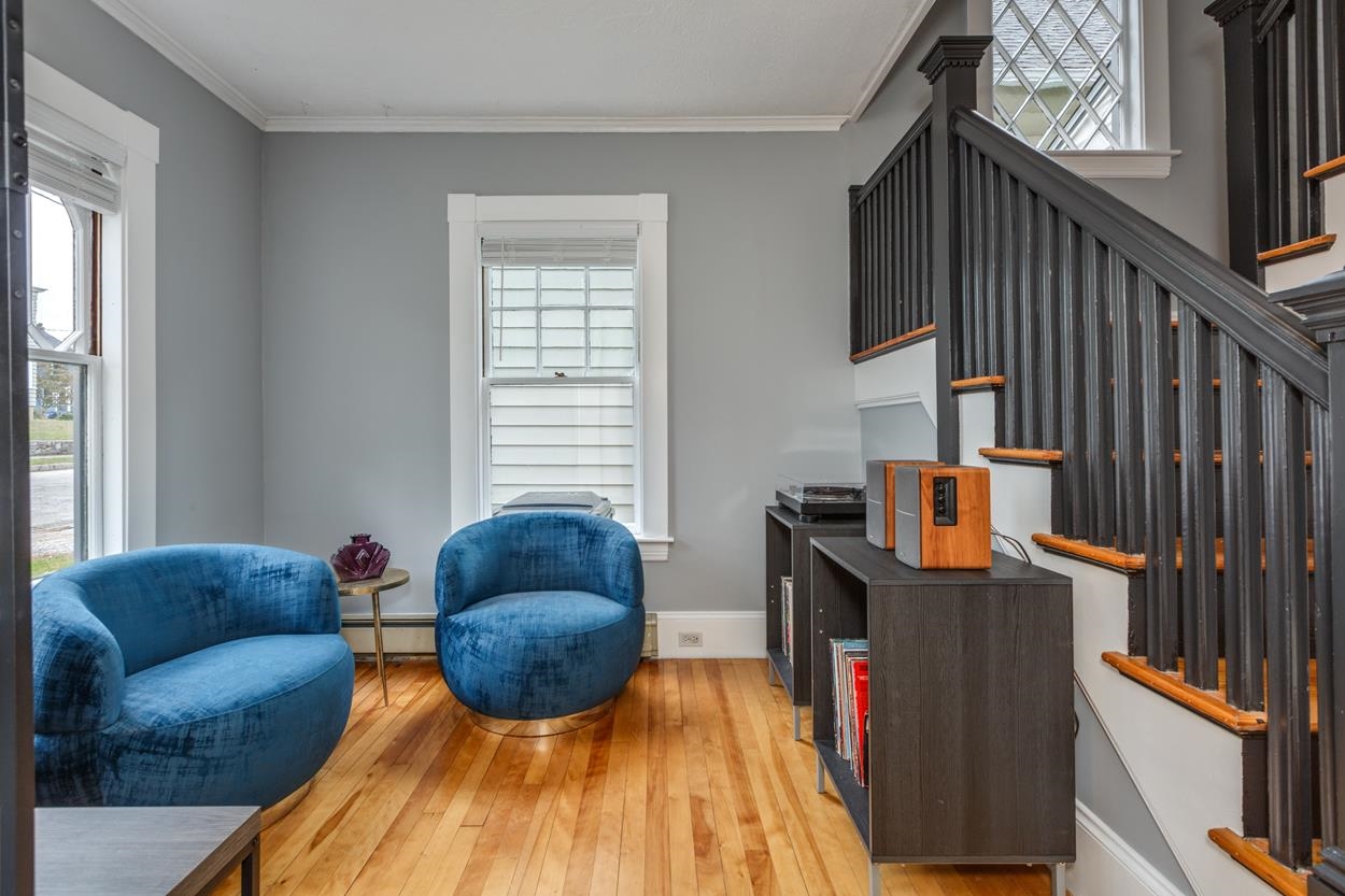 90 Linden Street Manchester, NH 03104 - Photo 2 of 40