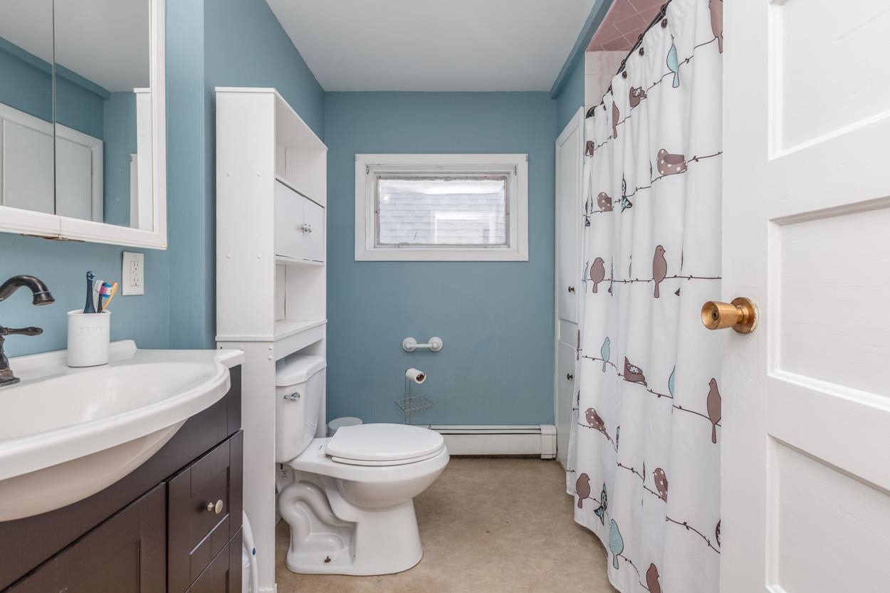 90 Linden Street Manchester, NH 03104 - Photo 25 of 40