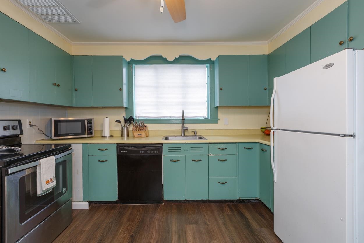 90 Linden Street Manchester, NH 03104 - Photo 8 of 40