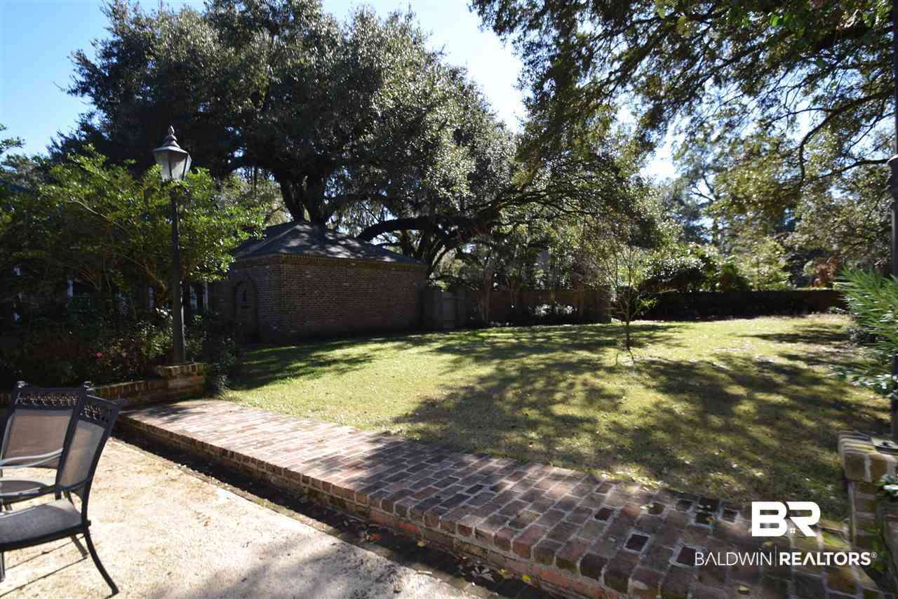 254 Island Court Mobile, AL 36606 - Photo 4 of 40