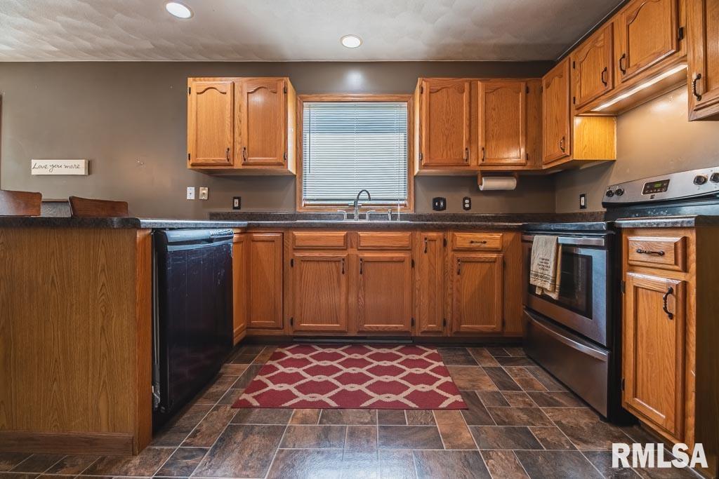 9447 West Guinivere Drive Mapleton, IL 61547 - Photo 18 of 49 Gallery Image 18