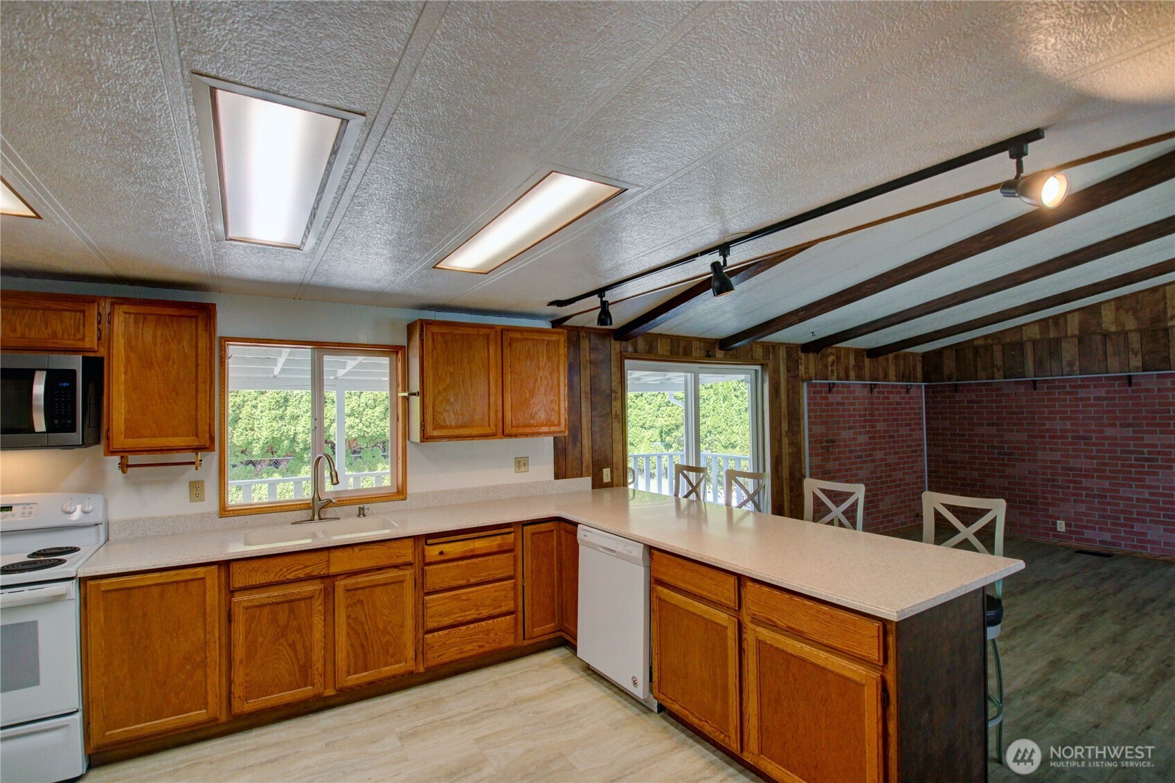 820 Fruitdale Road Sedro-Woolley, WA 98284 - Photo 7 of 35