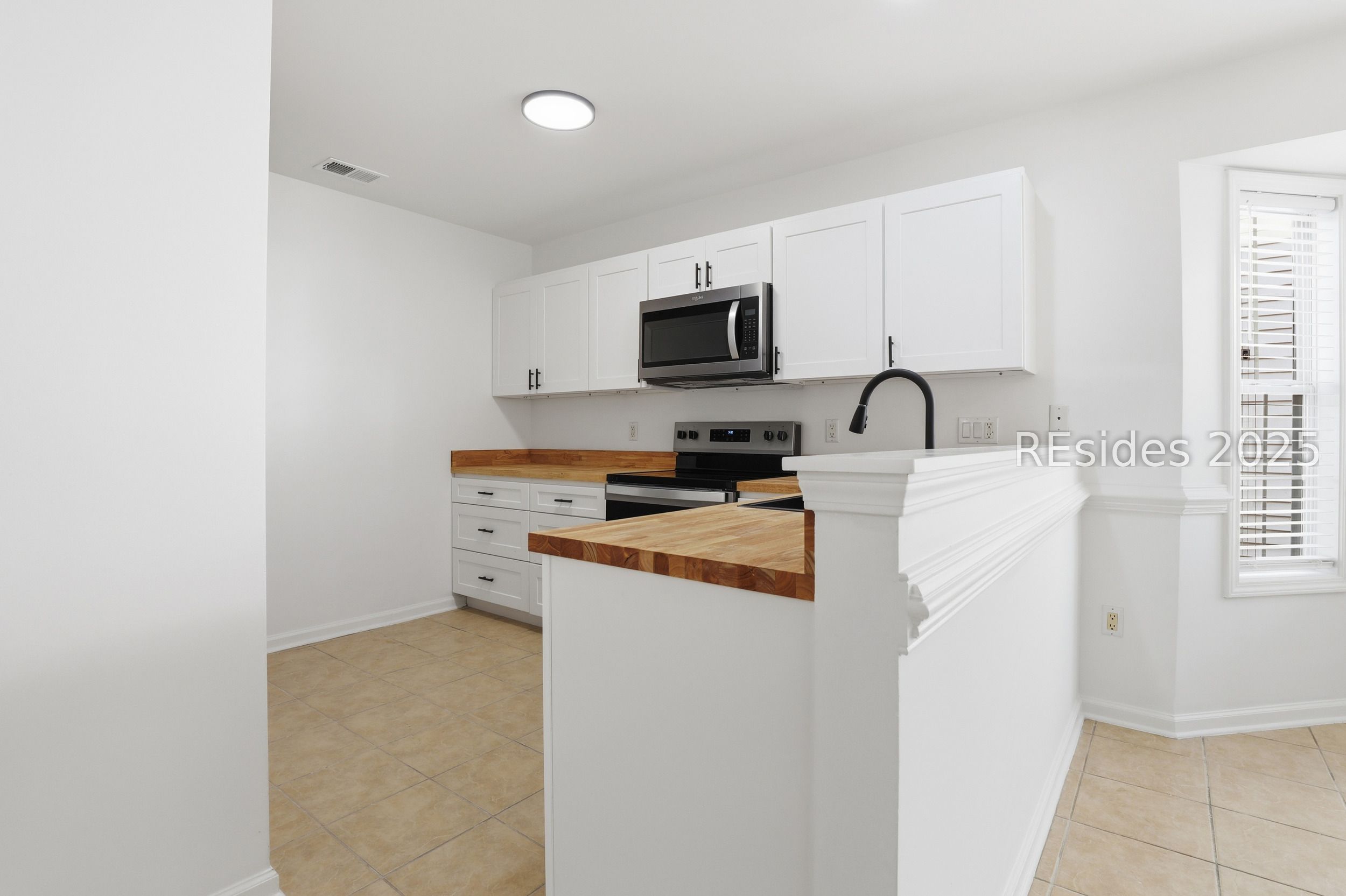 29 Gables Lane Bluffton, SC 29910 - Photo 13 of 62