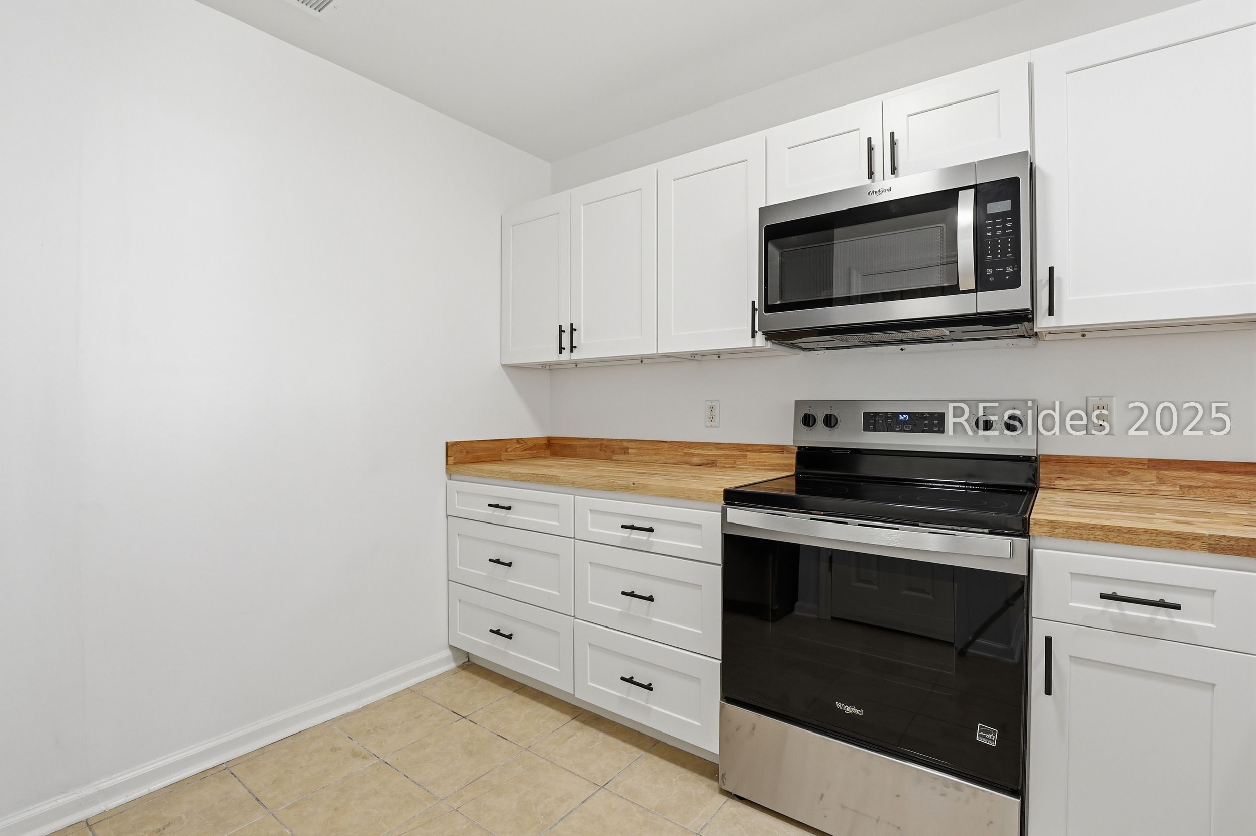 29 Gables Lane Bluffton, SC 29910 - Photo 9 of 62