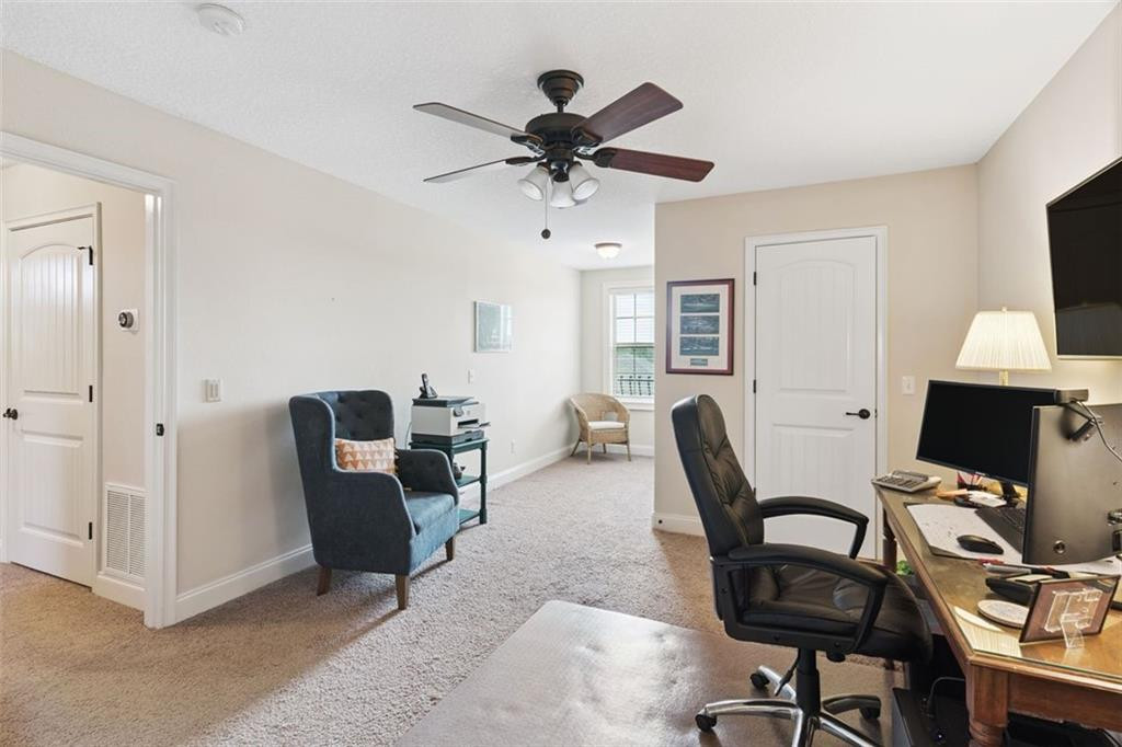 152 Villa Road Brunswick, GA 31525 - Photo 24 of 37 Upstairs-3rd Bedroom / Office