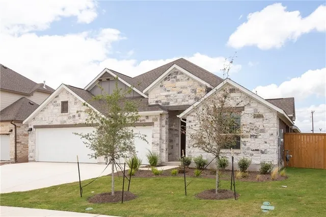 $2,595 | 3817 Gildas Path, Pflugerville, TX 78660