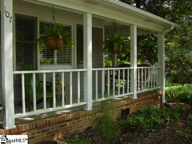 107 St Andrews Way Greenville, SC 29607 - Photo 1 of 20 Gallery Image 1