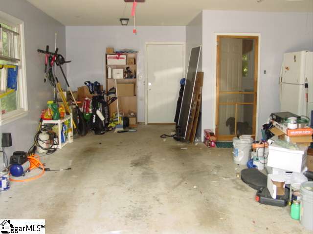 107 St Andrews Way Greenville, SC 29607 - Photo 17 of 20 Gallery Image 17