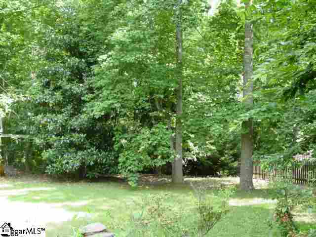 107 St Andrews Way Greenville, SC 29607 - Photo 18 of 20 Gallery Image 18