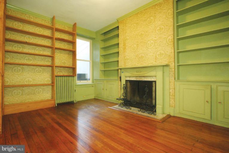 1742 Riggs Place Northwest Washington, DC 20009 - Photo 16 of 18 Bedroom