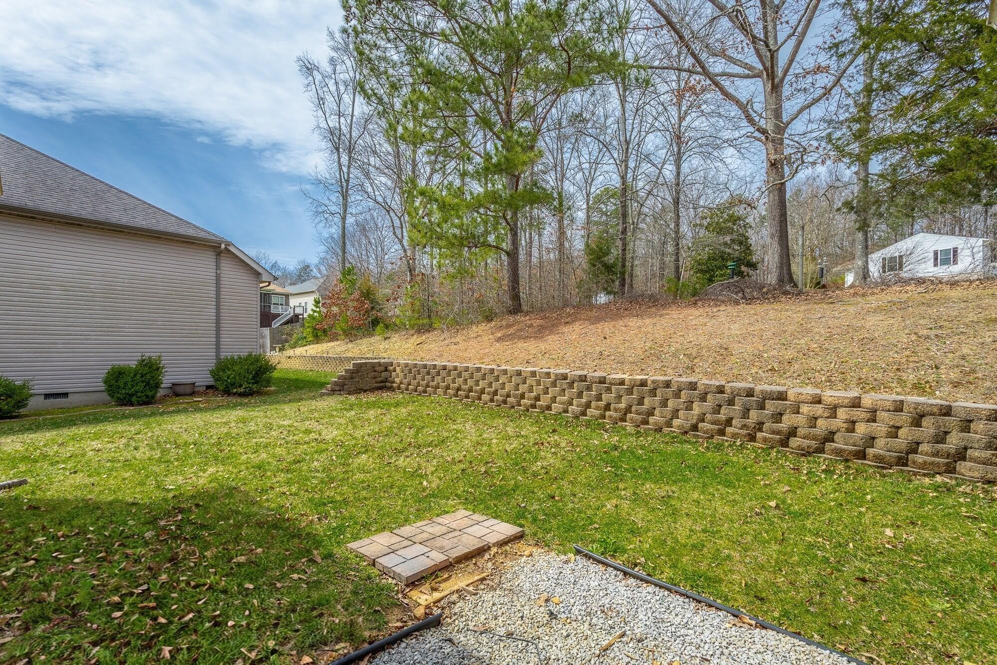 2261 Lake Mist Drive Chattanooga, TN 37421 - Photo 21 of 24 Side & Back Yard