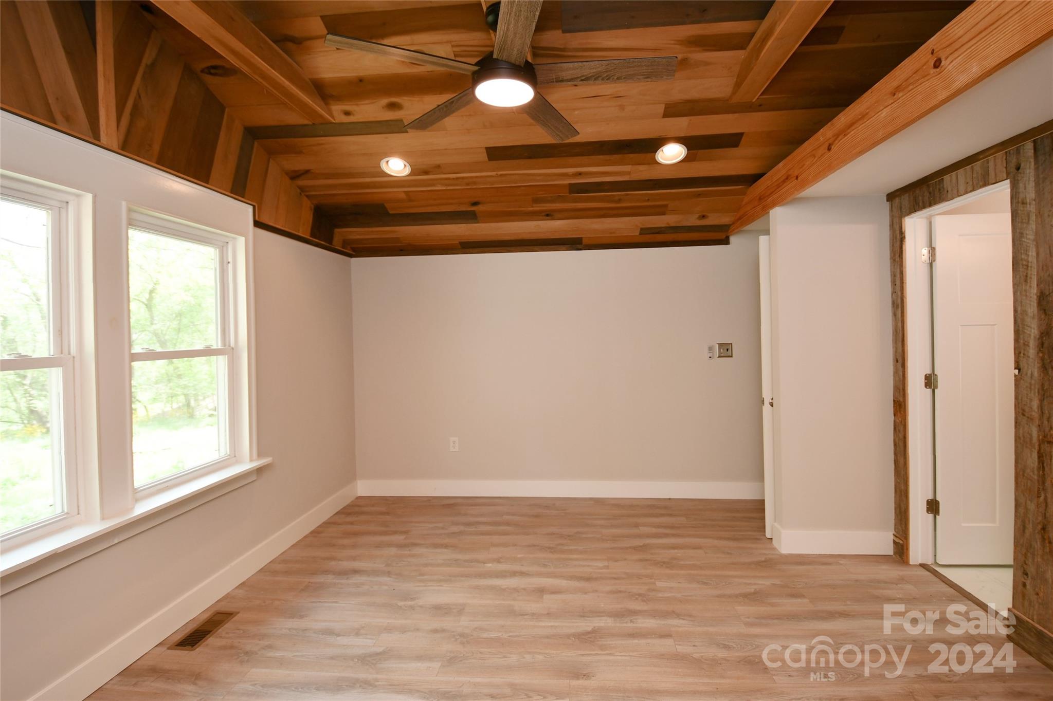 18 Rocky Slope Road Asheville, NC 28804 - Photo 14 of 41 a view of empty room