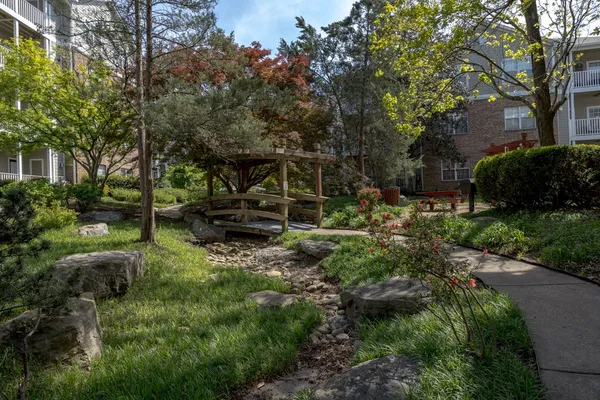 $225,000 | 2025 Woodmont Boulevard, Unit 339, Nashville, TN 37215