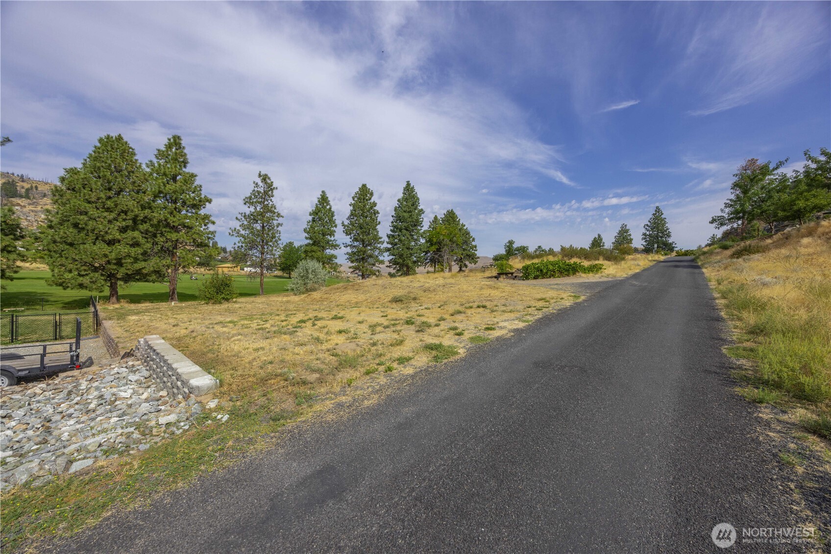 103 Golf Course Drive Pateros, WA 98846 - Photo 5 of 24 a view of a city street