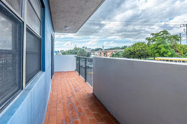 $299,900 | 1470 West 41st Street, Unit 201, Hialeah, FL 33012