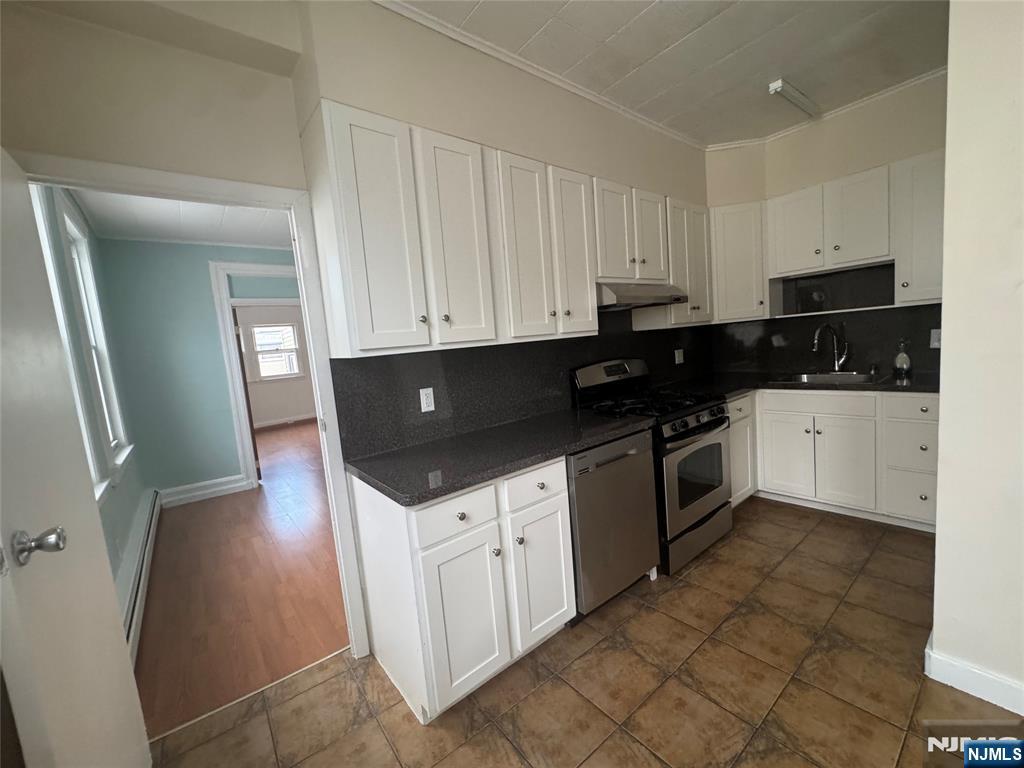 365 Elm Street, Unit 1 RIGHT Kearny, NJ 07032 - Photo 23 of 28