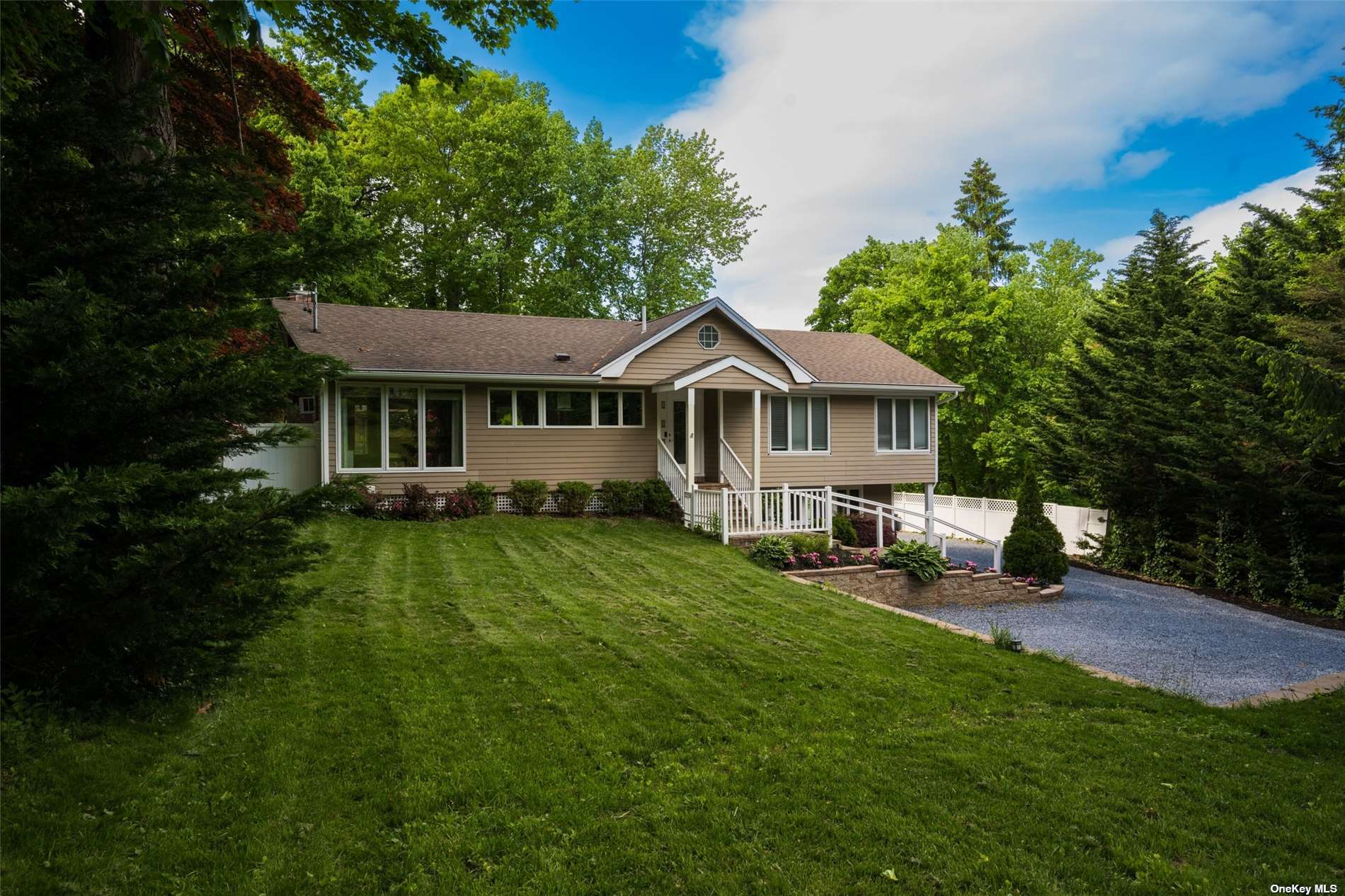 125 Centerport Road Centerport, NY 11721 - Photo 1 of 1 Gallery Image 1