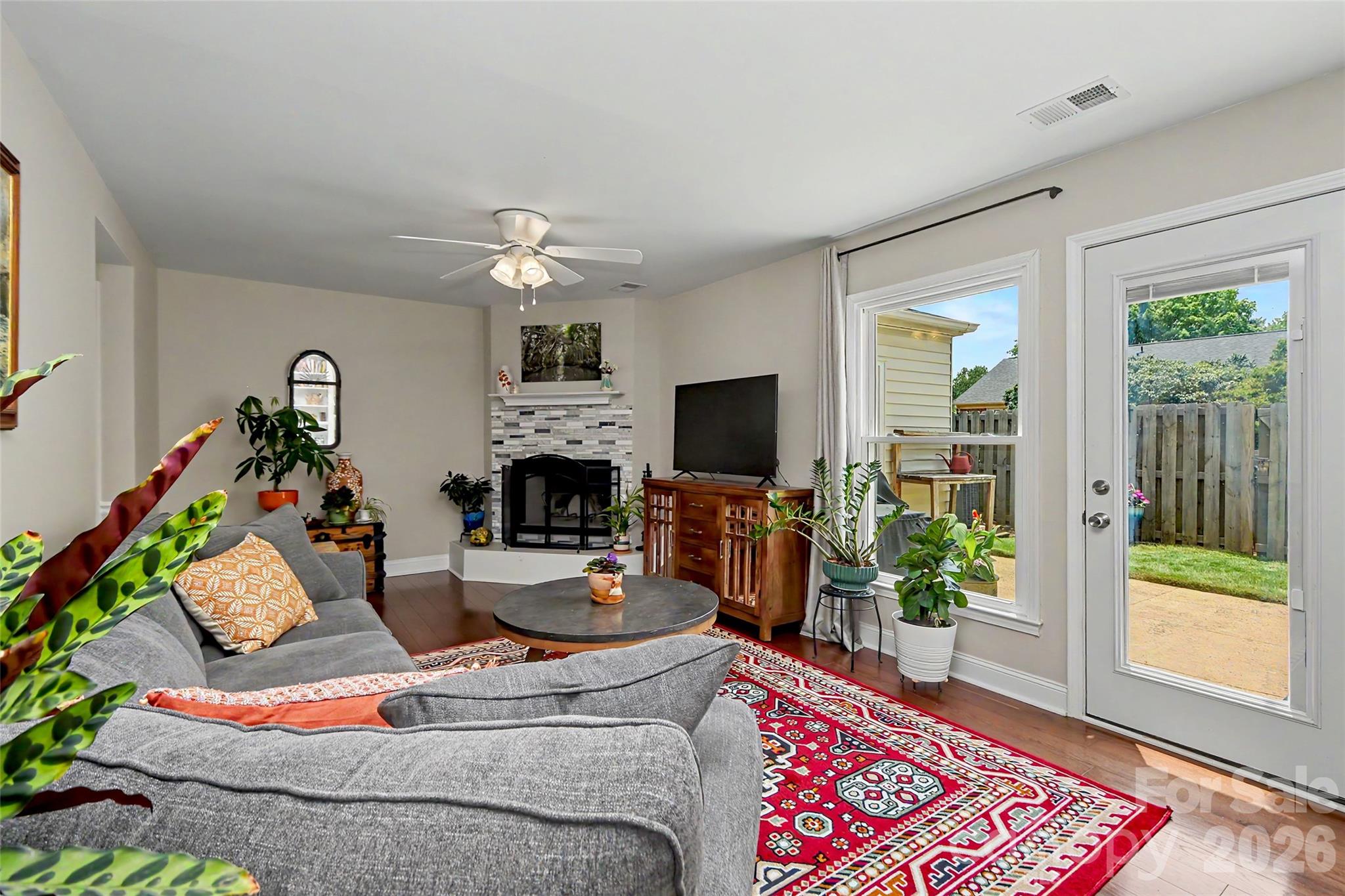 8333 Knights Bridge Road Charlotte, NC 28210 - Photo 3 of 44