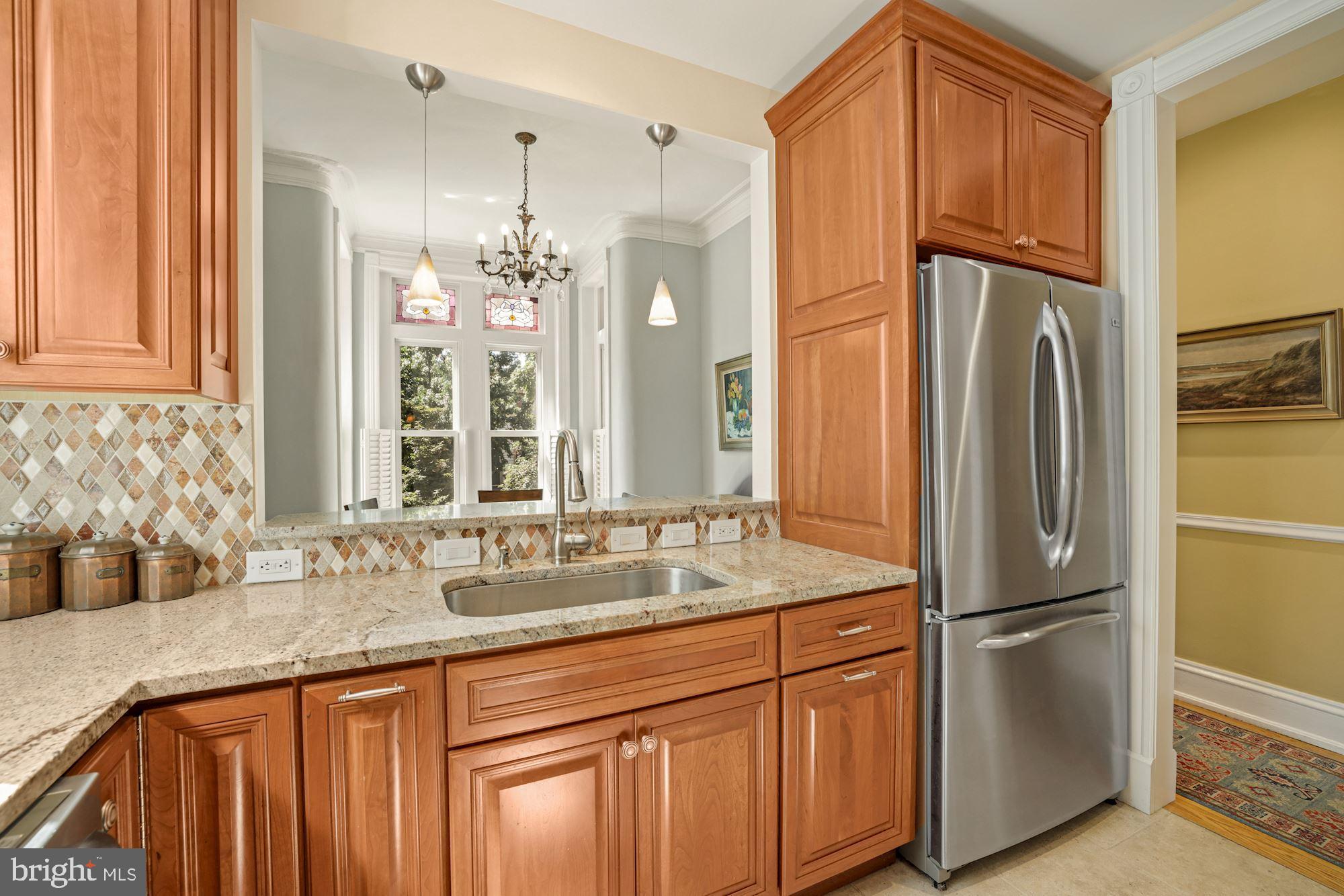 314 A Street Northeast Washington, DC 20002 - Photo 9 of 40 Stainless Steel & Granite w/ custom cabinetry