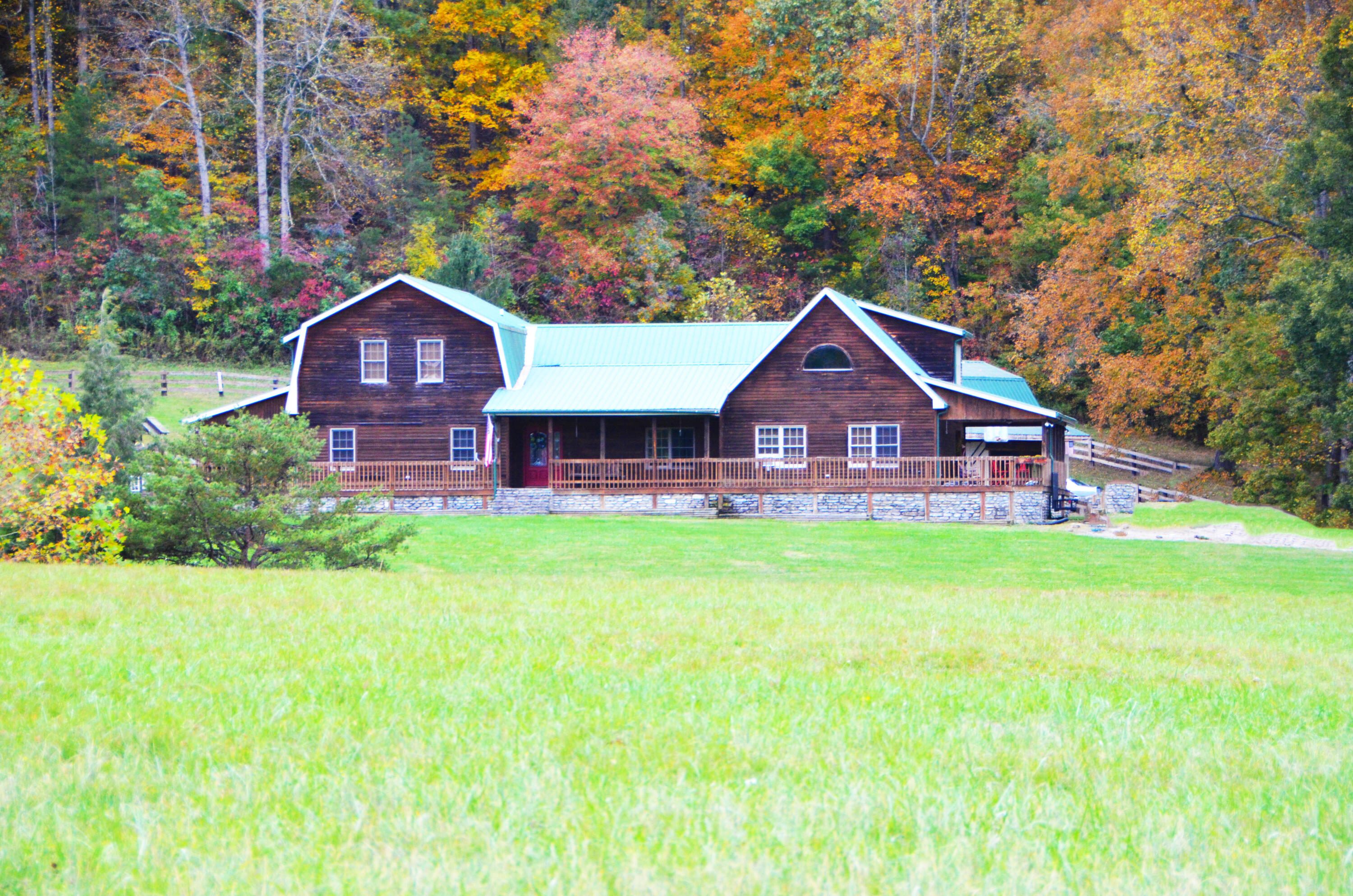 240 Iron Works Road Irvine, KY 40336 - Photo 8 of 68 Main