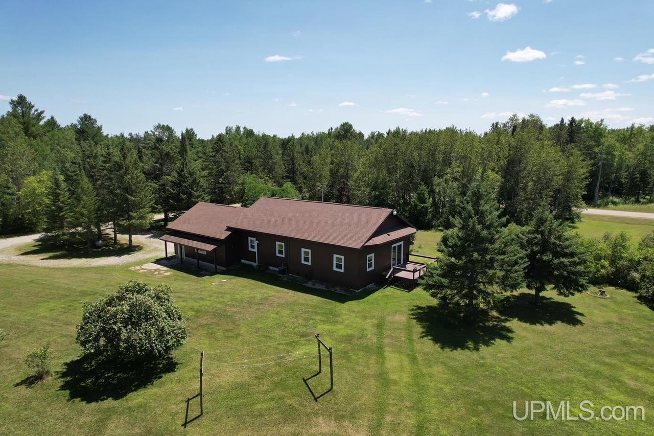 W7522 Swanson 24.5 Road Daggett, MI 49821 - Photo 19 of 27 Gallery Image 19