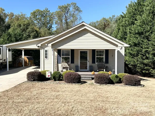 $252,000 | 178 Sherrill Street, Unit 5, Hudson, NC 28638