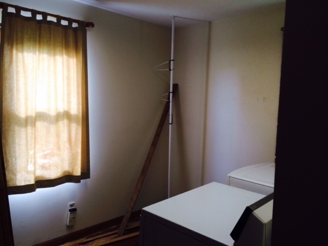 28243 West Fox River Road Cary, IL 60013 - Photo 7 of 9 a view of an empty room with a window