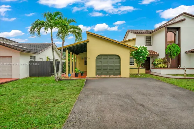 $549,900 | 7517 North Augusta Drive, Hialeah, FL 33015