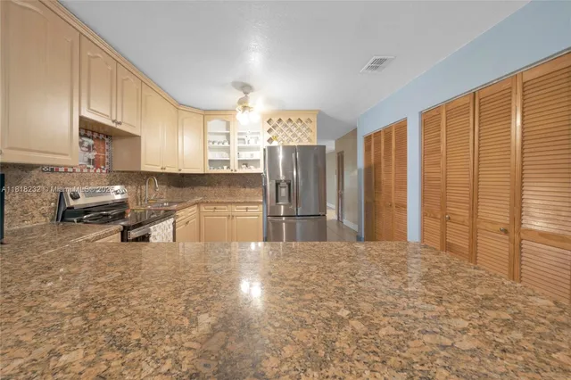 $549,900 | 7517 North Augusta Drive, Hialeah, FL 33015