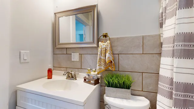 $214,900 | 218 Greenberry Street, Sweetser, IN 46952