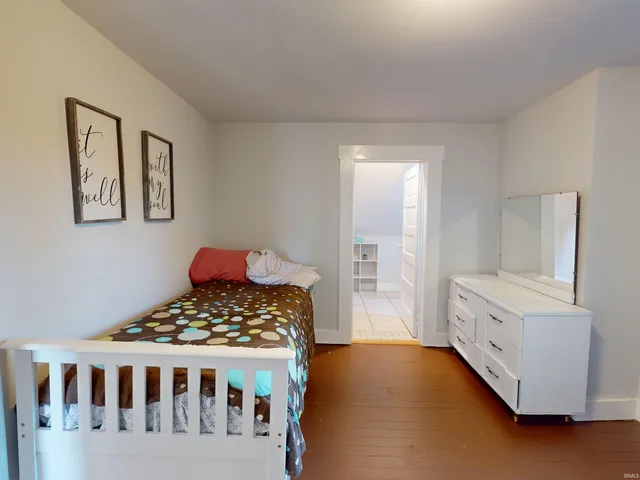 $214,900 | 218 Greenberry Street, Sweetser, IN 46952