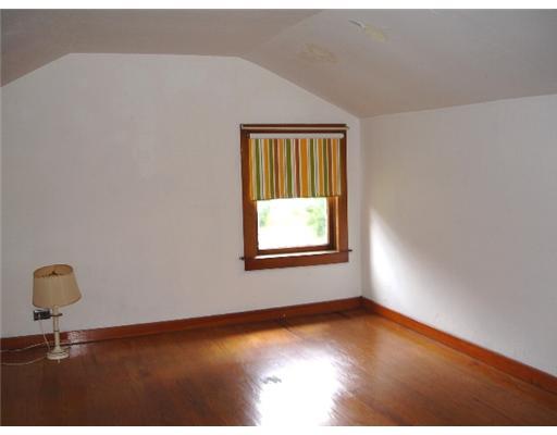 511 Conley Drive McKees Rocks, PA 15136 - Photo 6 of 8 Bedroom.