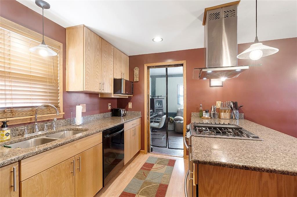1041 McCoy Road McKees Rocks, PA 15136 - Photo 9 of 21 Kitchen