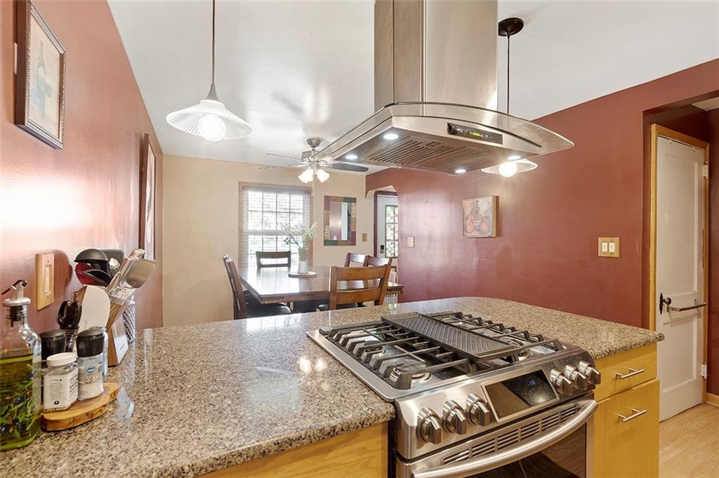 1041 McCoy Road McKees Rocks, PA 15136 - Photo 10 of 21 Kitchen