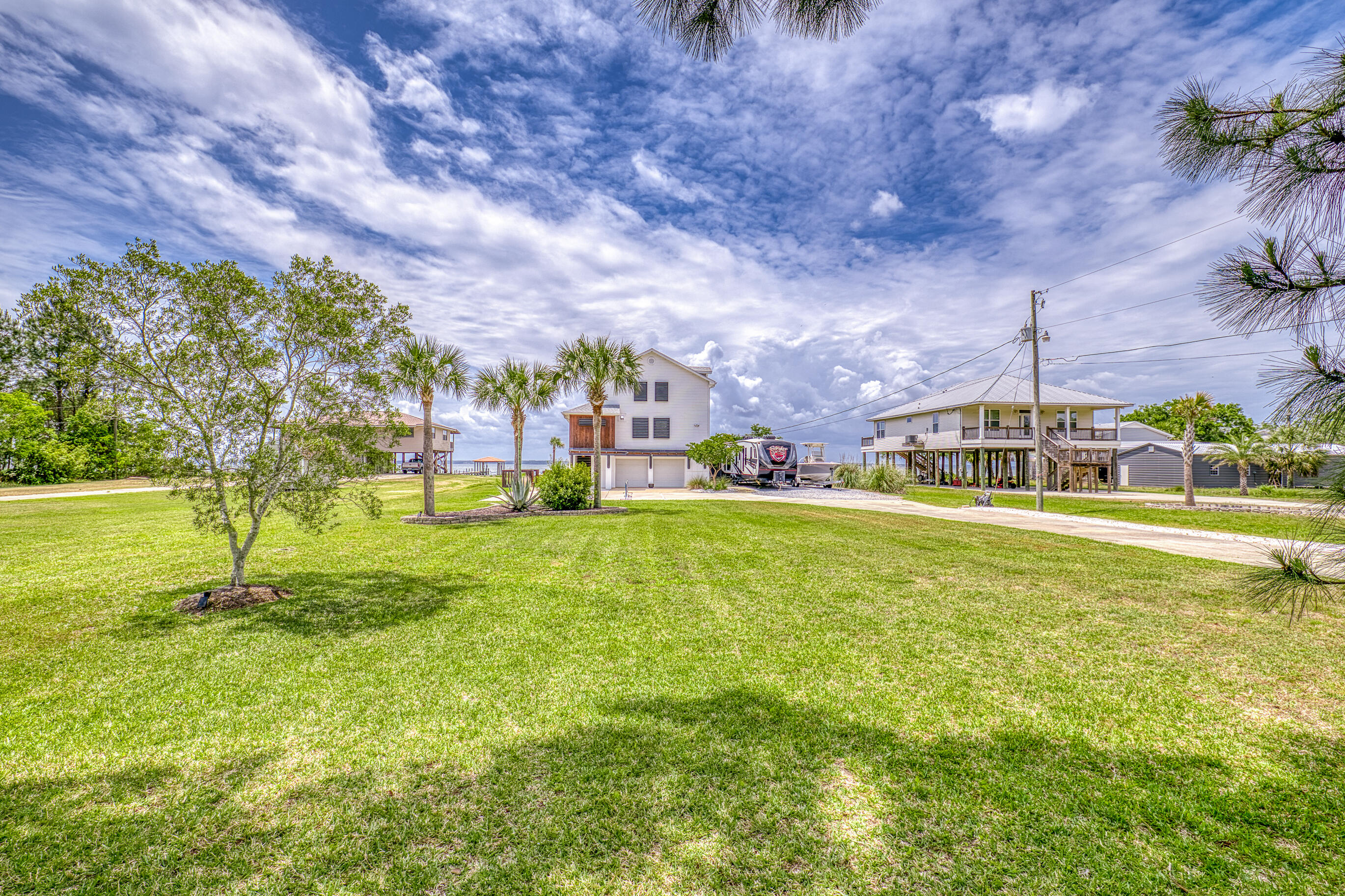 1089 Pearson Road Milton, FL 32583 - Photo 5 of 77 Front Yard