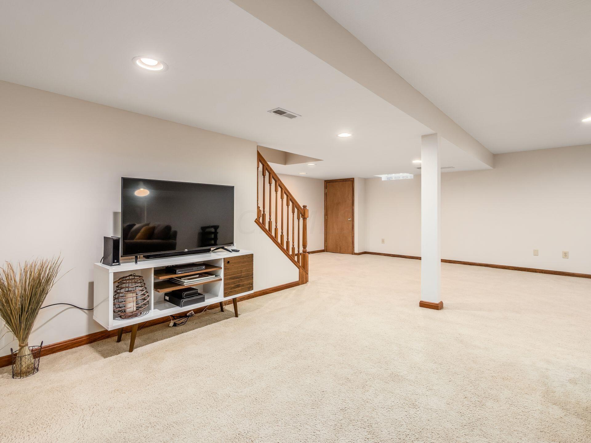 561 Kingsbury Road Delaware, OH 43015 - Photo 44 of 87 Gallery Image 44