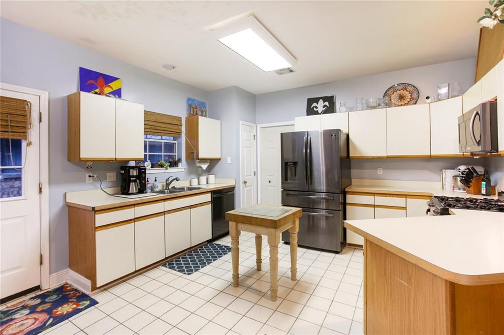 3905 Simone Gardens Metairie, LA 70002 - Photo 6 of 20