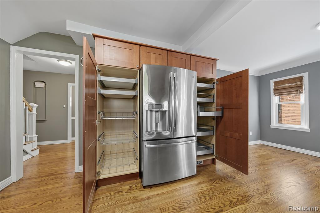 2834 Bamlet Road Royal Oak, MI 48073 - Photo 10 of 33 Gallery Image 10