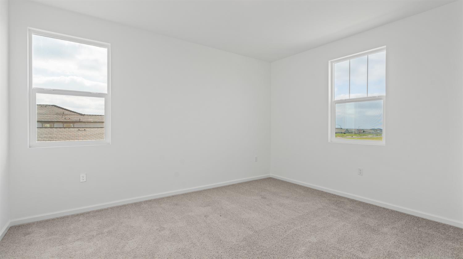 4261 Paisleyshire Way Rancho Cordova, CA 95742 - Photo 31 of 42 an empty room with a window