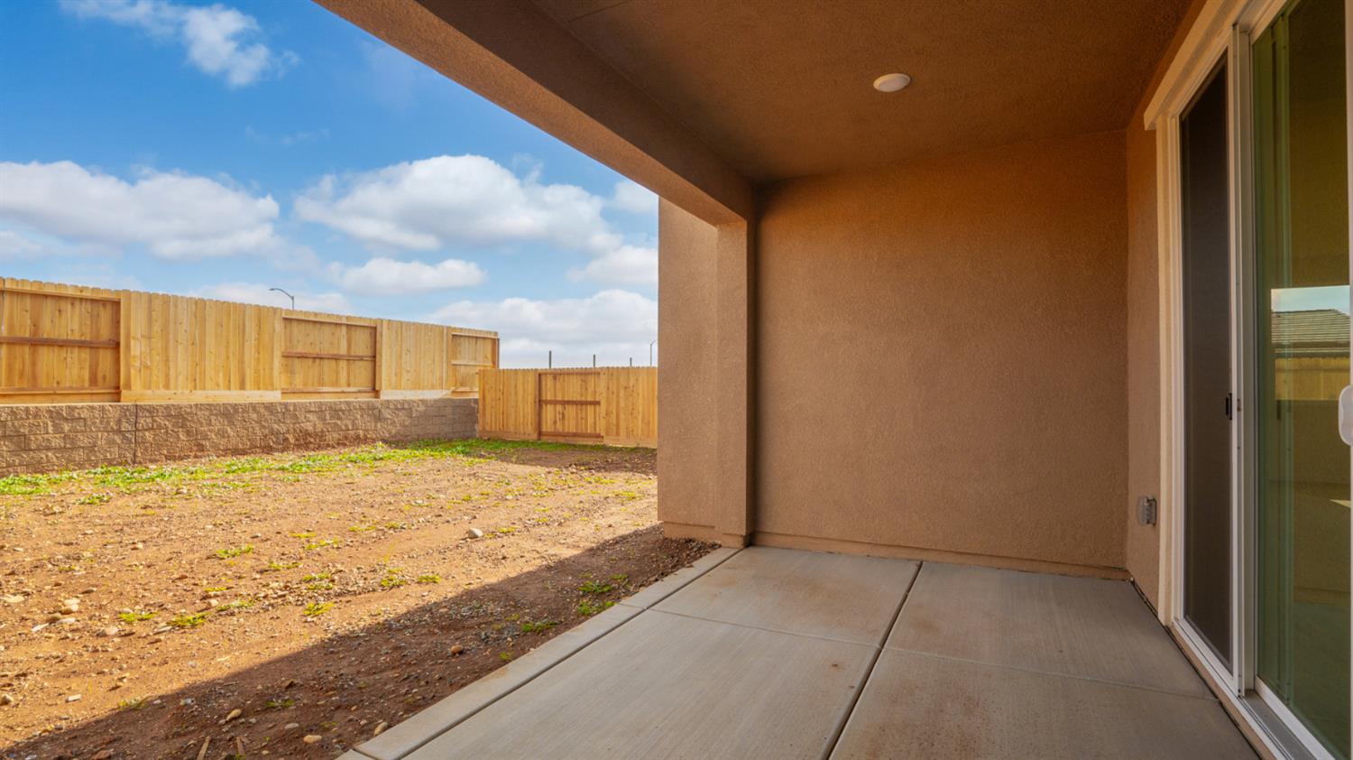 4261 Paisleyshire Way Rancho Cordova, CA 95742 - Photo 41 of 42 a view of an empty room and window
